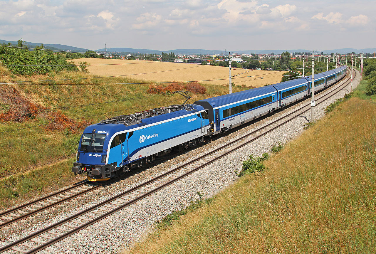 Railjet Českých drah (foto Wikimedia Commons)
